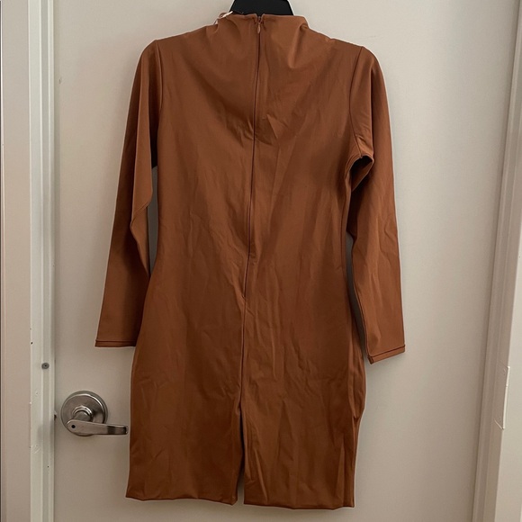 NWT SKIMS all in one Brown Bodycon Jumpsuit Long Sleeve mid thigh XL - Picture 6 of 6